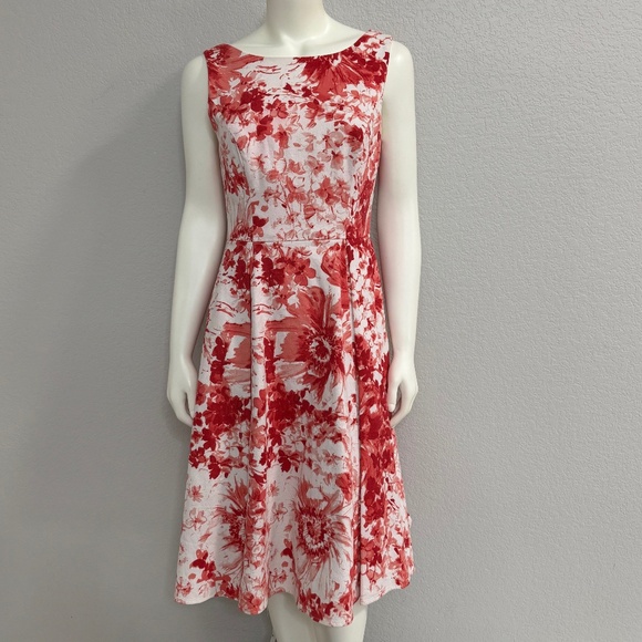 Adrianna Papell Dresses & Skirts - Adrianna Papell Red Floral Dress.